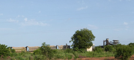 Phosphates_train_at mine